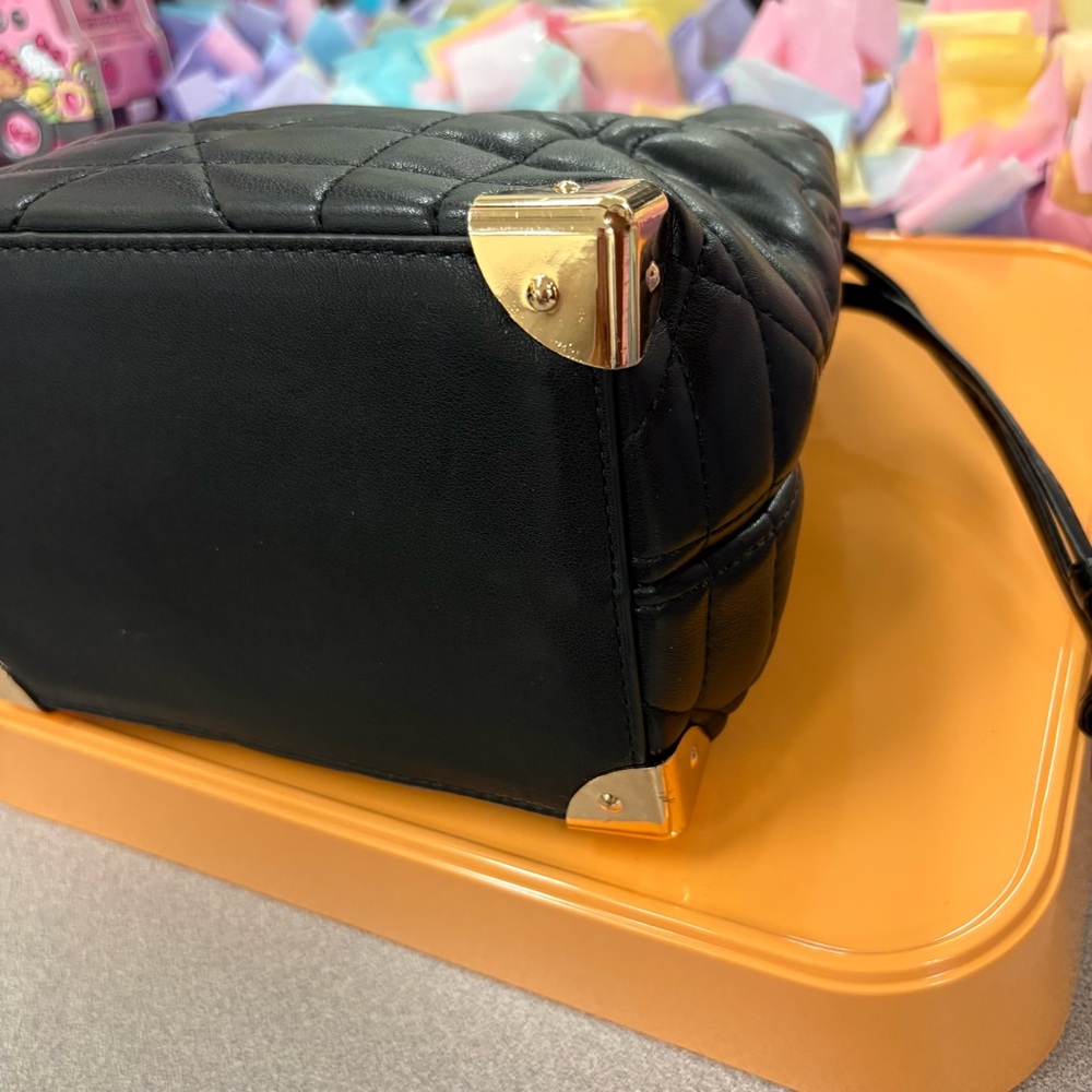 Hello Kitty Black Quilted Drawstring Crossbody Bag - Picture 7 of 11